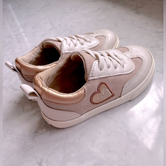 Old Navy White and Rose Gold Tan Suede Retro slip-on Sneakers with Heart Accent - Picture 3 of 5